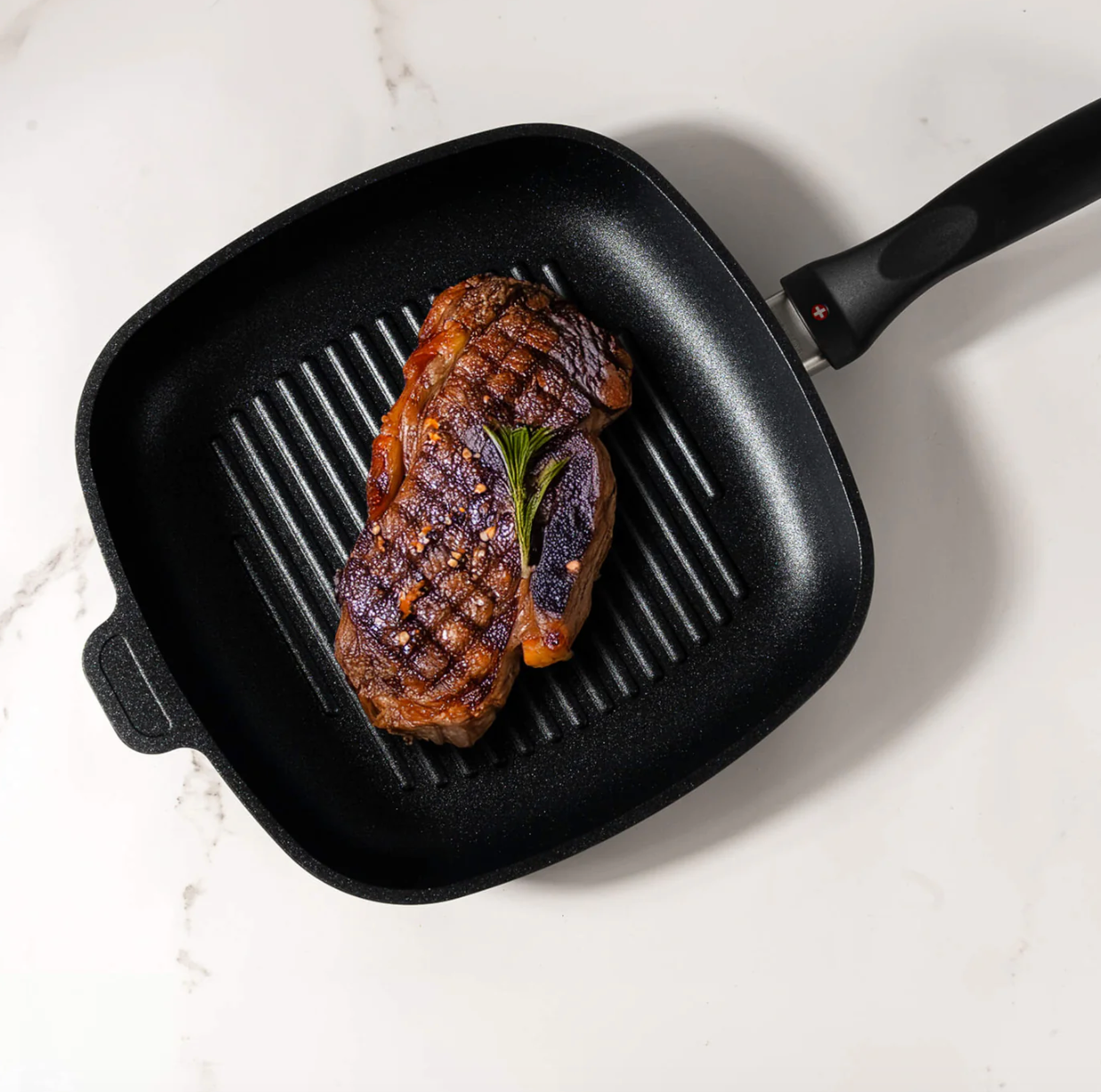 XD 11”X11” Nonstick Square Grill Pan